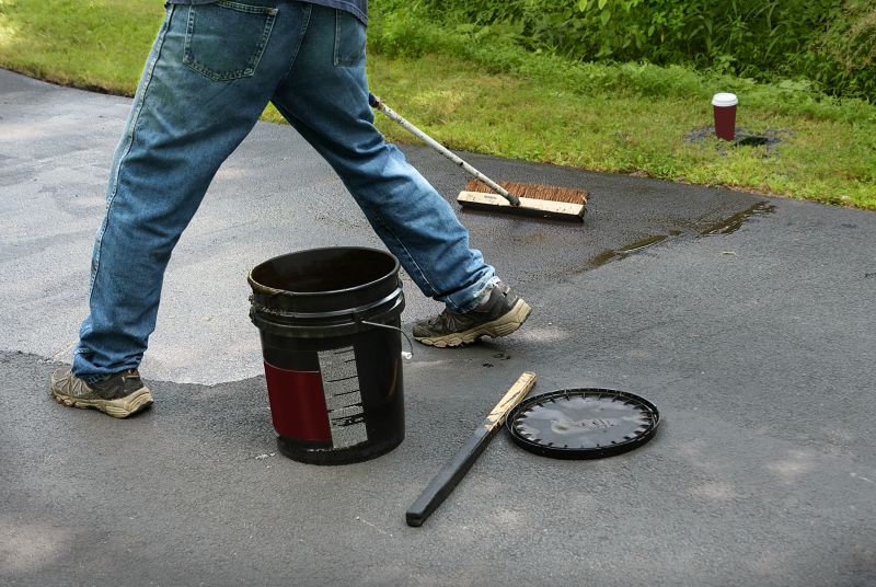 Asphalt Coating Service